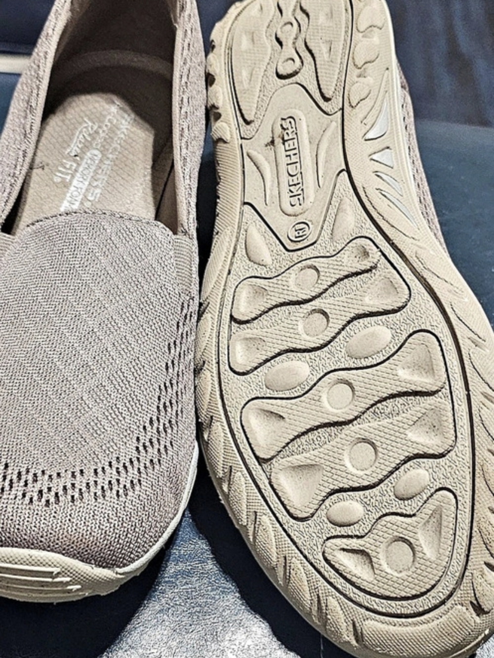 Skechers BOBS from Skechers Memory Foam Slip-On Flat BOBS Memory Foam Slip-On - Picture 5 of 6